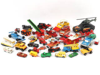 Lot 150 - DIVERS (35)