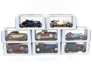 Lot 91 - DIVERS (8)