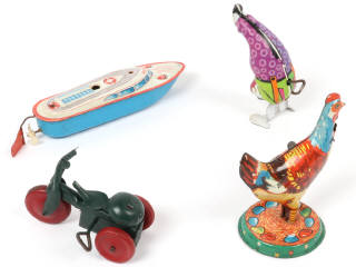 Lot 45 - DIVERS (4)
