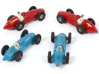 Lot 251 - DINKY TOYS (FRANCE) (4)