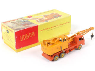 Lot 177 - DINKY TOYS (GB) (1)