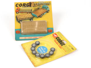 Lot 85 - CORGI TOYS (GB) (2)