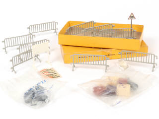 Lot 264 - DINKY TOYS (FRANCE) (10)