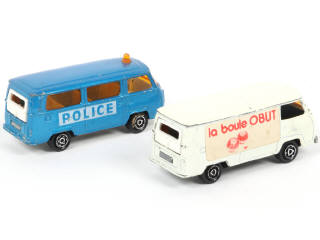 Lot 34 - MAJORETTE (FRANCE) (2)