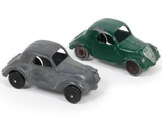 Lot 83 - DINKY TOYS (FRANCE) (1)
