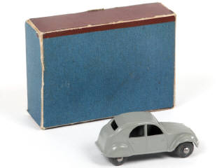 Lot 85 - GITANES (FRANCE) (1)