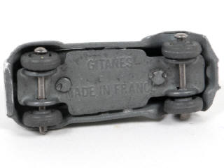 Lot 85 - GITANES (FRANCE) (1)
