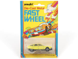 Lot 220 - PLAYART (HONG KONG) (1)