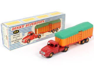 Lot 176 - DINKY TOYS (FRANCE) (1)