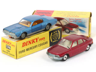 Lot 122 - DINKY TOYS (GB) (2)