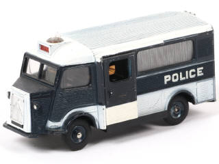 Lot 159 - DINKY TOYS (FRANCE) (1)