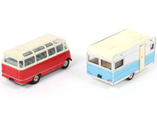 Lot 197 - DINKY TOYS (FRANCE) (2)