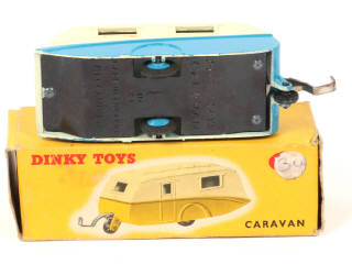 Lot 118 - DINKY TOYS (GB) (1)