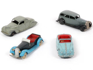 Lot 128 - DINKY TOYS (GB) (4)