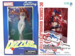 Lot 29 - DIVERS (4)