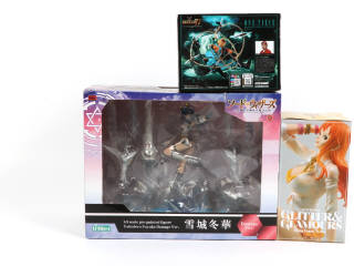 Lot 86 - DIVERS (JAPON) (3)
