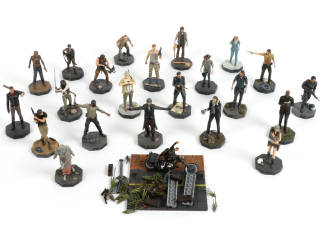 Lot 67 - DIVERS (22)