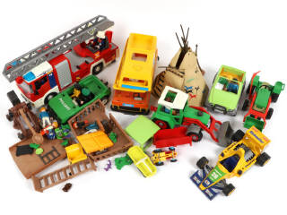 Lot 7 - PLAYMOBIL (ALLEMAGNE) (1)