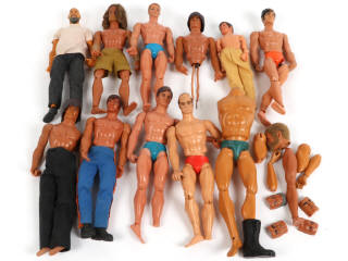 Lot 61 - DIVERS (11)