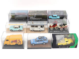 Lot 75 - DIVERS (9)