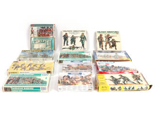 Lot 2 - DIVERS (12)