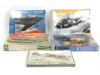 Lot 21 - DIVERS (5)