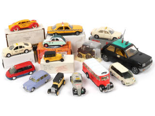 Lot 77 - DIVERS (14)