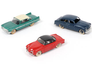 Lot 244 - DINKY TOYS (FRANCE) (3)