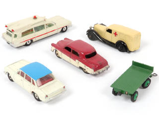 Lot 190 - DINKY TOYS (GB) (5)