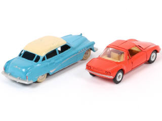 Lot 231 - DINKY TOYS (FRANCE) (2)