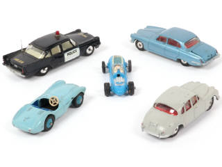 Lot 189 - DINKY TOYS (GB) (5)