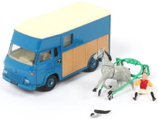 Lot 221 - DINKY TOYS (FRANCE) (1)