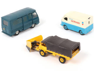 Lot 246 - DINKY TOYS (FRANCE) (3)