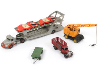 Lot 260 - DINKY TOYS (FRANCE) (6)