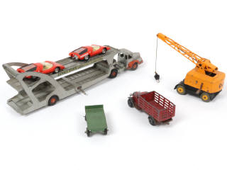 Lot 260 - DINKY TOYS (FRANCE) (6)