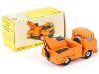 Lot 225 - DINKY TOYS (FRANCE) (1)