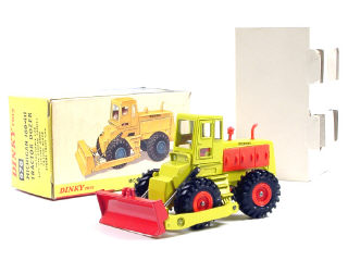 Lot 207 - DINKY TOYS GB (1)