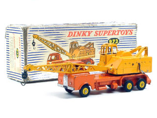 Lot 198 - DINKY TOYS GB (1)