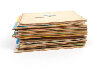 Lot 206 - DIVERS (33)