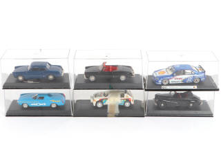 Lot 30 - DIVERS (6)