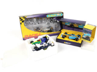 Lot 10 - SCALEXTRIC (GB) (3)