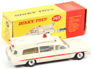 Lot 257 - DINKY TOYS (GB) (1)