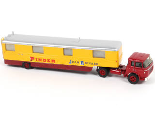 Lot 203 - MINITRUCKS (FRANCE) (1)