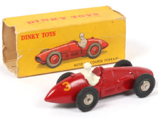 Lot 262 - DINKY TOYS (FRANCE) (1)