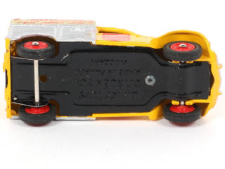Lot 454 - DINKY TOYS (FRANCE) (1)
