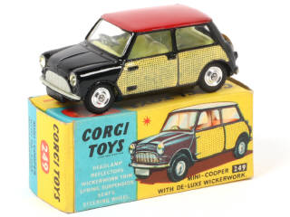 Lot 263 - CORGI TOYS (GB) (1)