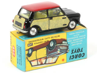 Lot 263 - CORGI TOYS (GB) (1)