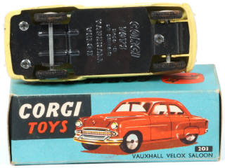 Lot 249 - CORGI TOYS (GB) (1)