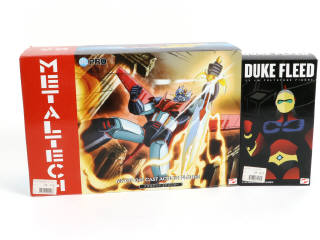 Lot 185 - DIVERS (2)