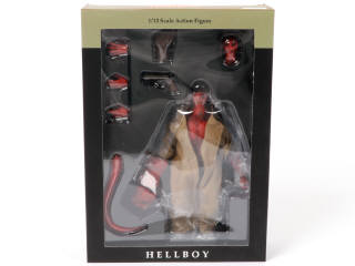 Lot 206 - 1000 TOYS (CHINE) (1)